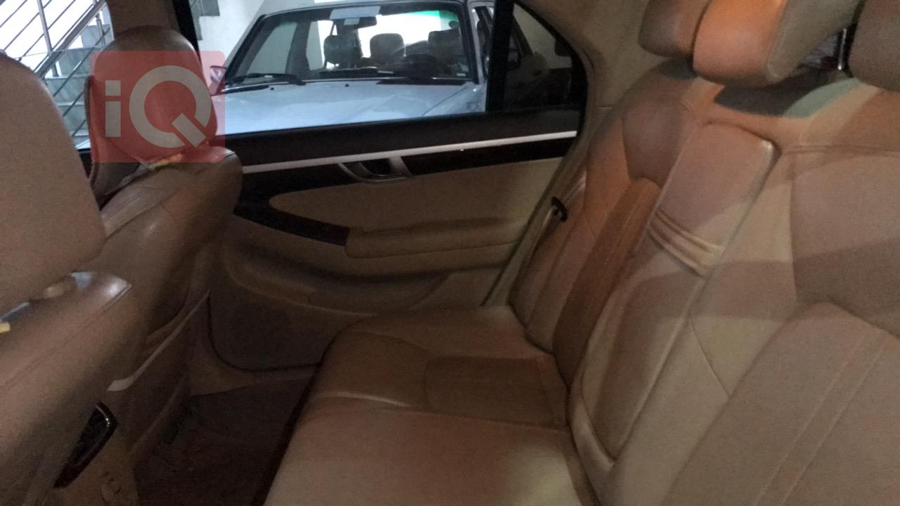 ئێم جی 750